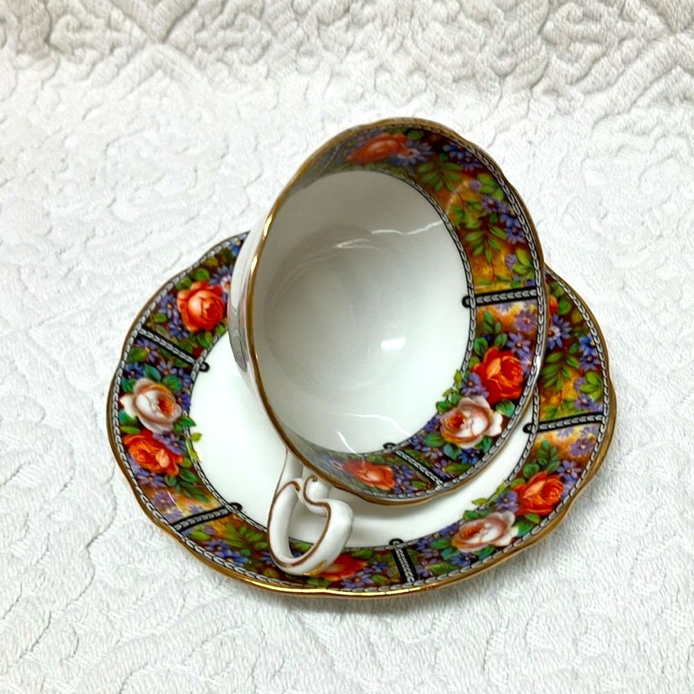 Vintage Aynsley art deco floral tea cup & saucer, floral roses, pink-red, green